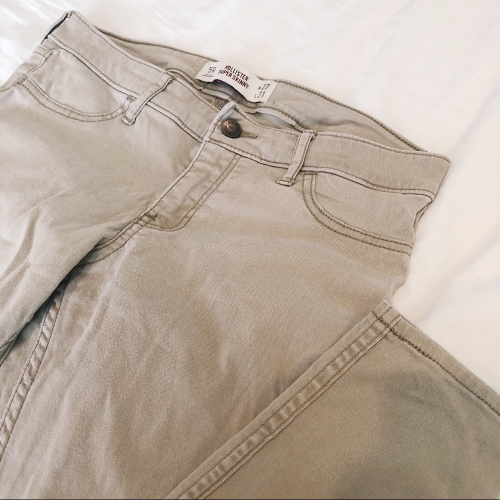 Hollister Super Skinny Pants